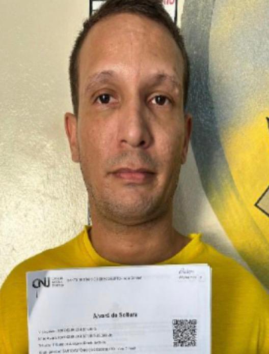 Condenado á 18 anos de prisão, homem troca tiros com BOPE e CPE e acaba morto no Entorno.
