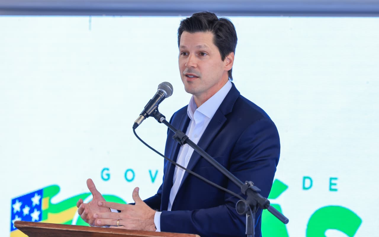Daniel Vilela sanciona pacote com projetos de inovação tecnológica