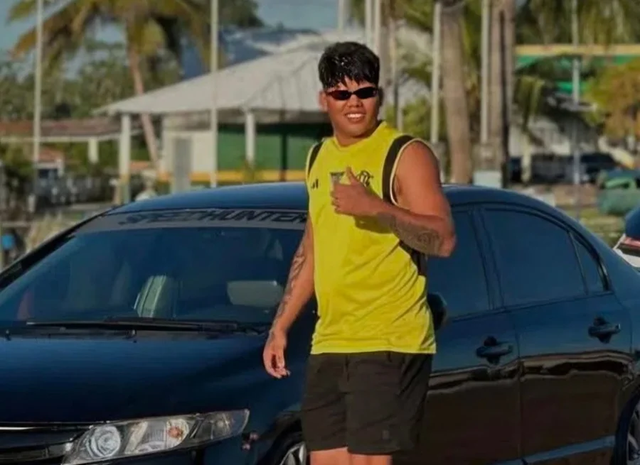 Influenciador conhecido como “rei do corte” é morto a tiros em carro