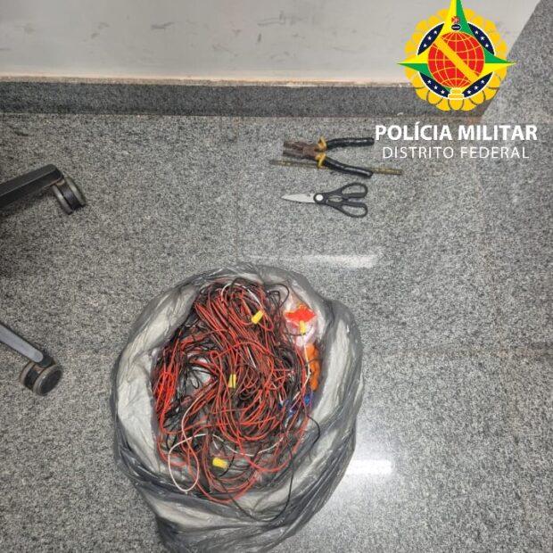 Três homens são presos em flagrante por furto de cabos no Lago Sul