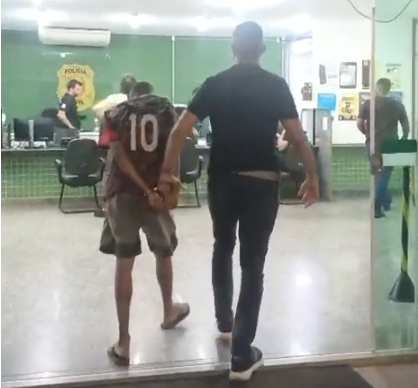 Acusado de esfaquear homem em são sebastião é preso em Hotel no céu Azul