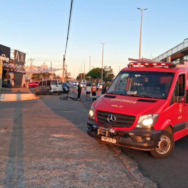  Ciclista fica ferido após colisão com carro próximo à Cidade Estrutural