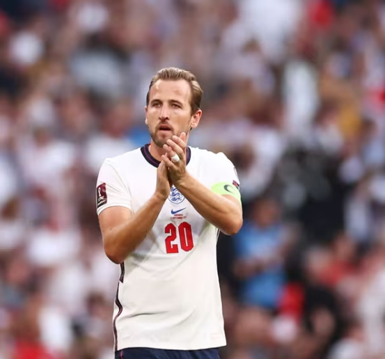 Inglaterra e Argentina fazem duelo para decidir quem vai para a final da Copa do Mundo