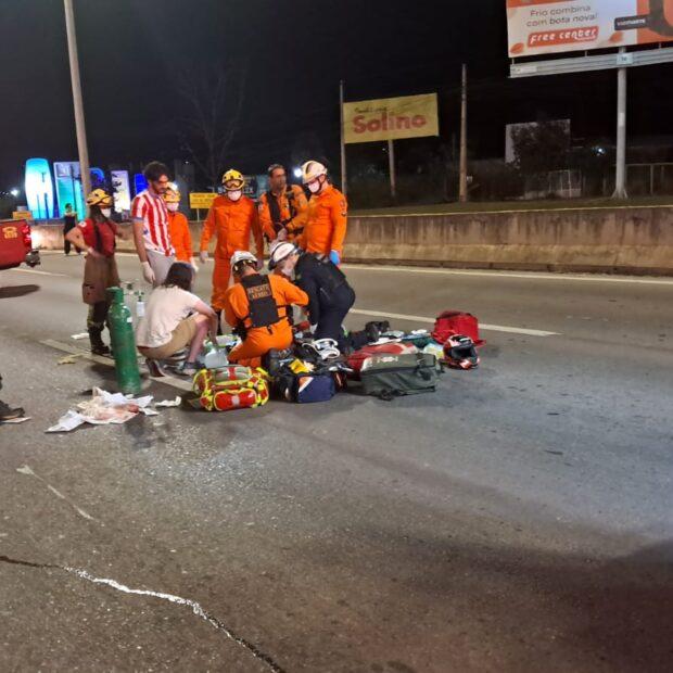 Motociclista morre após bater em mureta na BR-020