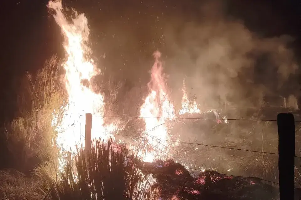 Incêndio em caminhão Boiadeiro