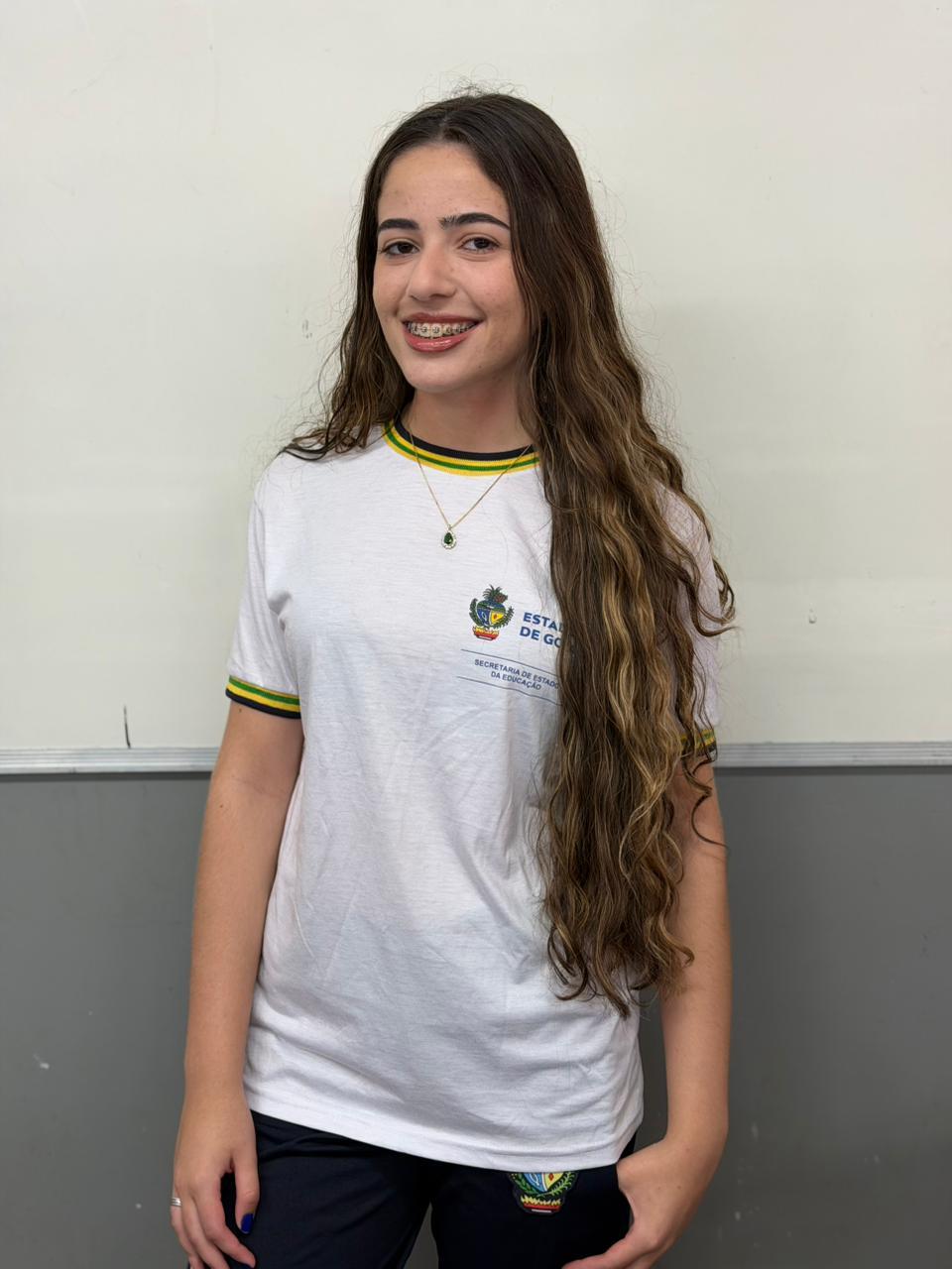 As estudantes da rede estadual Maria Isabela, Fernanda e Yasmim vão representar Goiás na fase nacional do Programa Jovem Senador