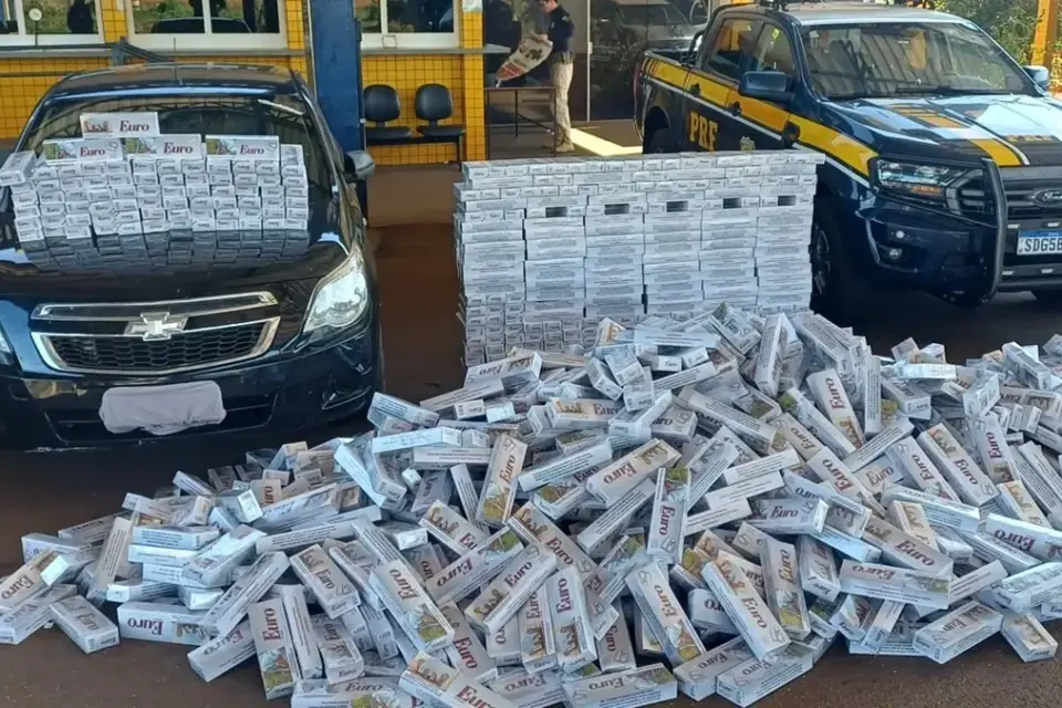 PRF apreende em rodovia Goiana 17 mil carteiras de cigarros contrabandeados 