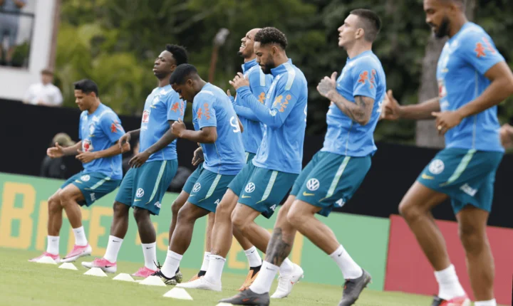 Brasil faz primeiro treino para encarar Japão