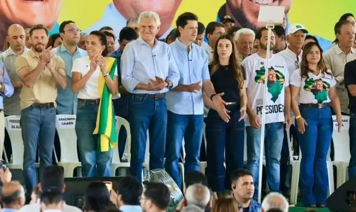 Caiado afirma que pré-campanha entra em nova fase de mobilização durante evento em Goiás