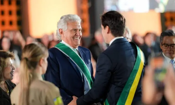 Daniel Vilela homenageia Caiado na cidade de Goiás