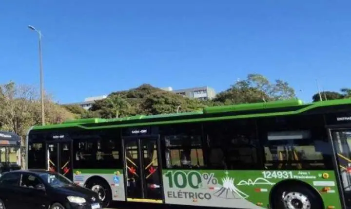 DF coloca 18 ônibus elétricos em operação nesta quarta-feira