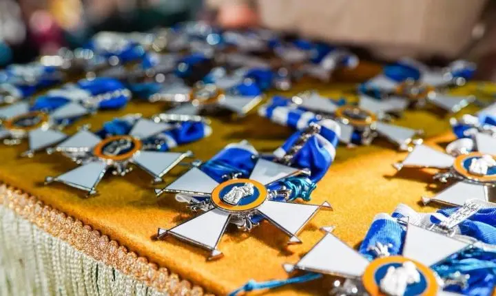 Governo concede Ordem do Mérito Anhanguera a 220 homenageados durante evento na cidade de Goiás