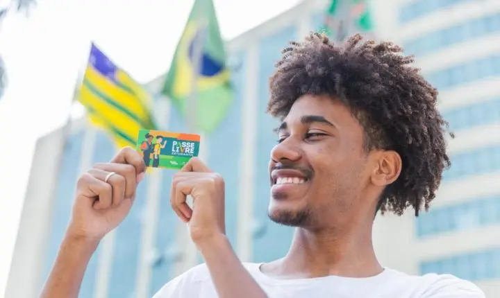 Governo de Goiás abre cadastro e recadastro do Passe Livre Estudantil para 2026