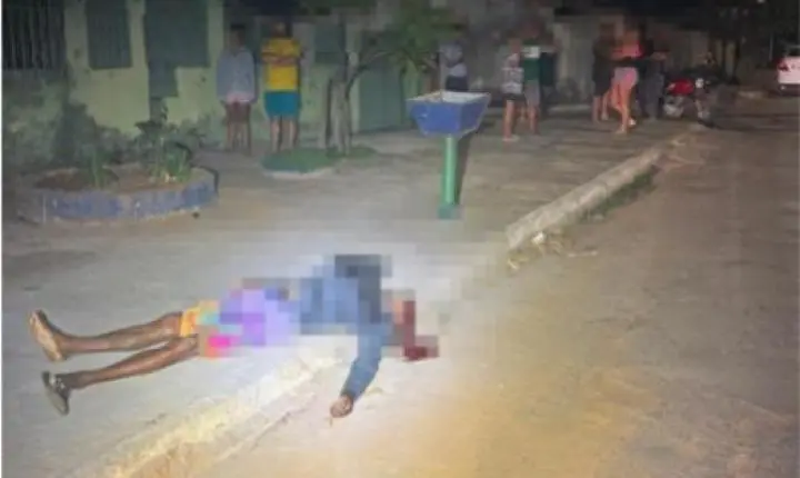 Moradora confunde tiros com Bombinhas e encontra cadáver na calçada de casa 