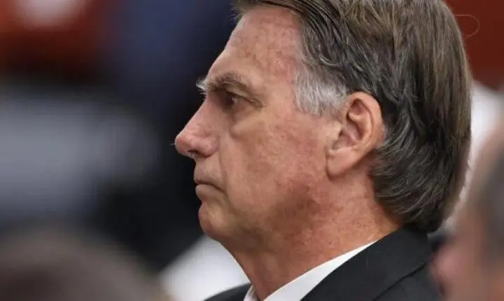 PGR adota cautela e quer esperar fim da investigação para se manifestar sobre arma de Bolsonaro